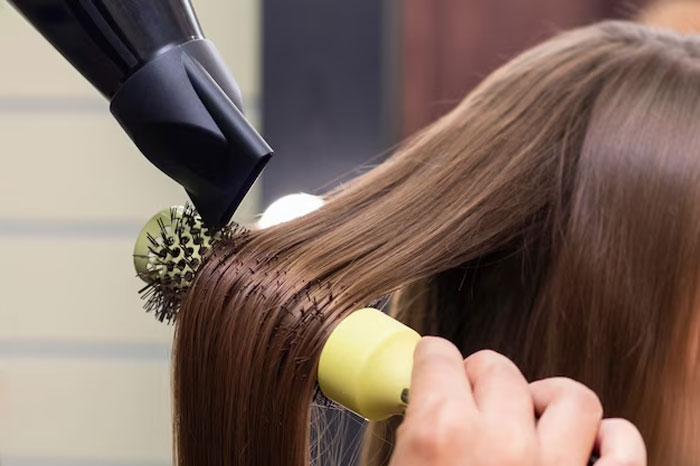 5 نشانه که چرا موهای شما به کراتین نیاز دارند